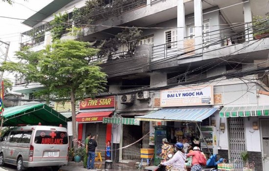 Cháy 3 người chết ở quận 7, căn nhà nhiều lớp cửa sắt bít lối